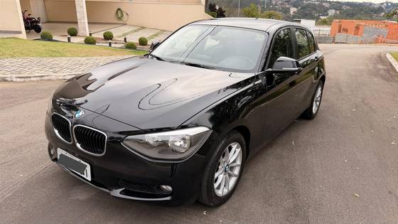 BMW 116i 1.6 16V TURBO GASOLINA 4P AUTOMÁTICO BMW 116i 1.6 16V TURBO GASOLINA 4P AUTOMÁTICO